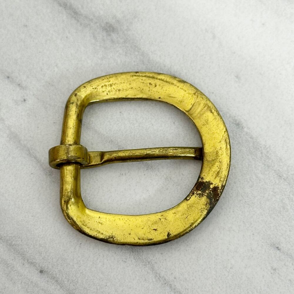 Small Rounded Gold Tone Simple Basic Belt Buckle - Picture 5 of 7